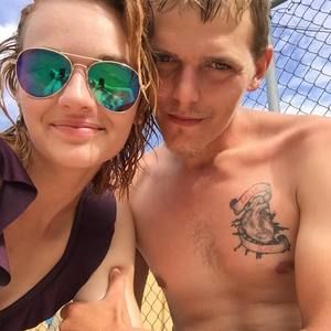 Meet your Posher, Holly